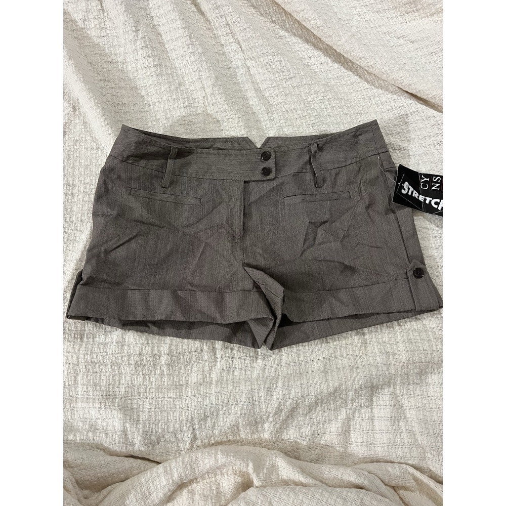 Tracy Evans Limited Stretch Shorts Size 11 NWT